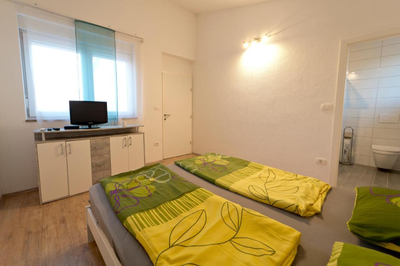 Villa Luka With Private Pool Near Pula Luaran gambar