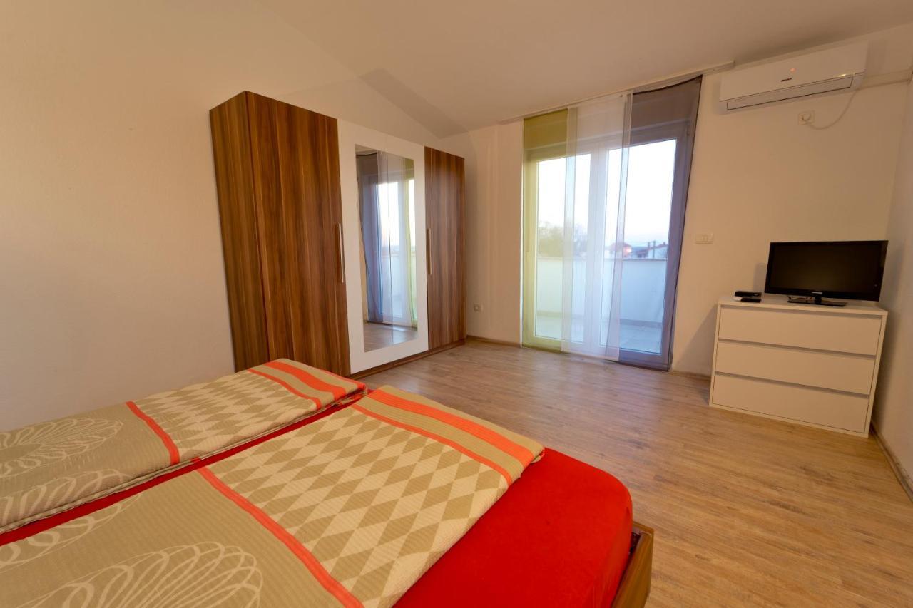 Villa Luka With Private Pool Near Pula Luaran gambar