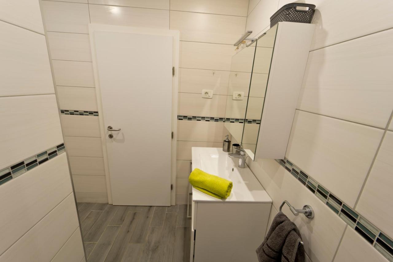 Villa Luka With Private Pool Near Pula Luaran gambar